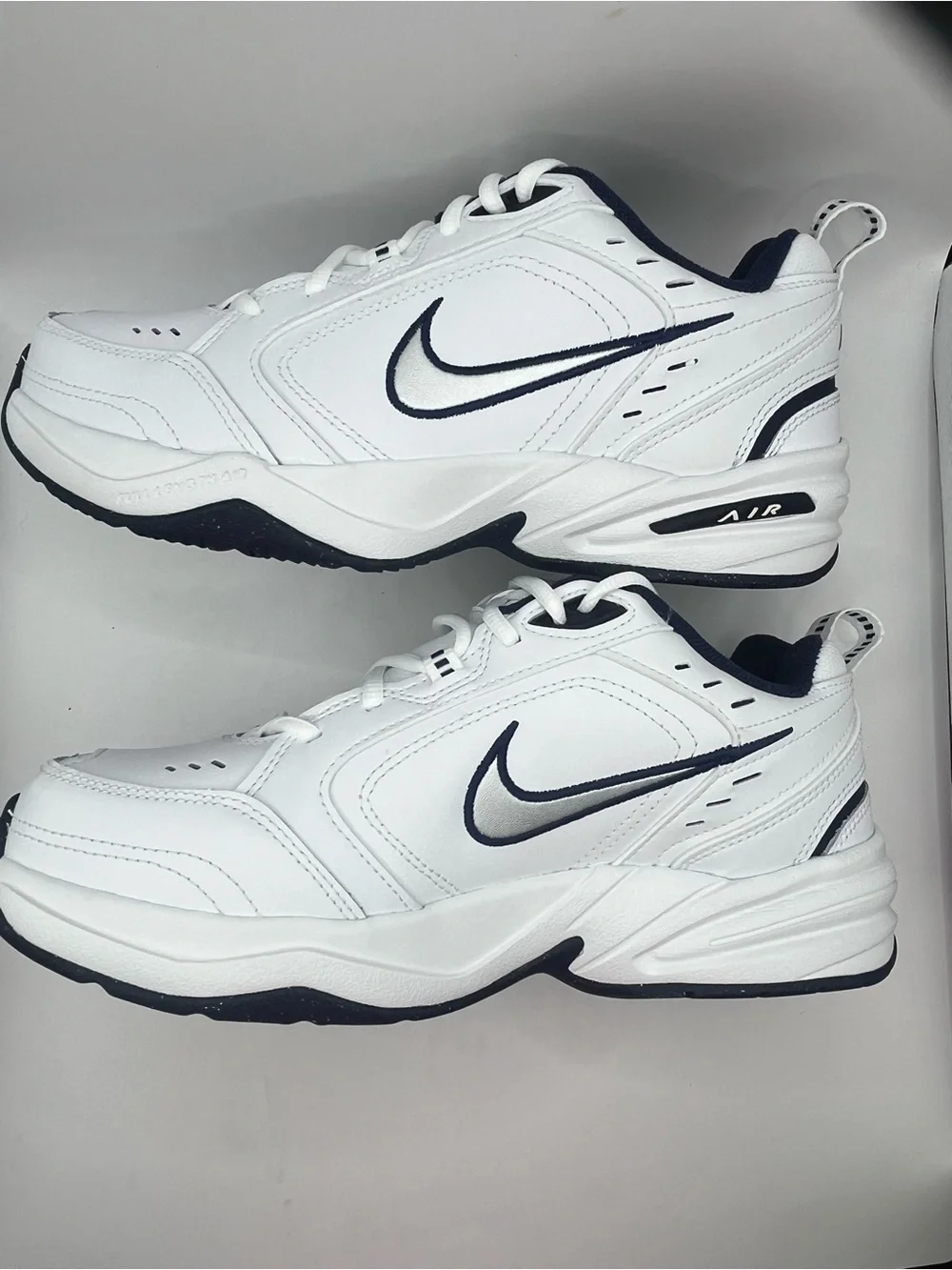 Nike Air Monarch IV New 4E Men’s White & Navy Training Wide Sneakers
